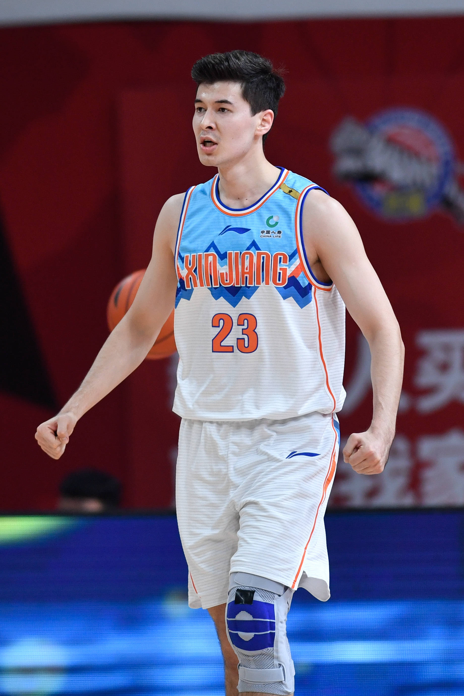 九游体育-关于费德勒在G2比赛中战术调整，出色防守引发热议！的信息