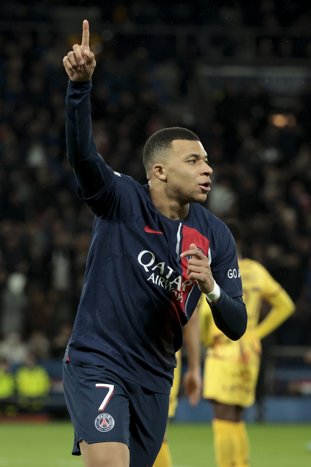 九游体育-关于姆巴佩迎来十二赛季高光表现，加拿大队球迷沸腾！的信息