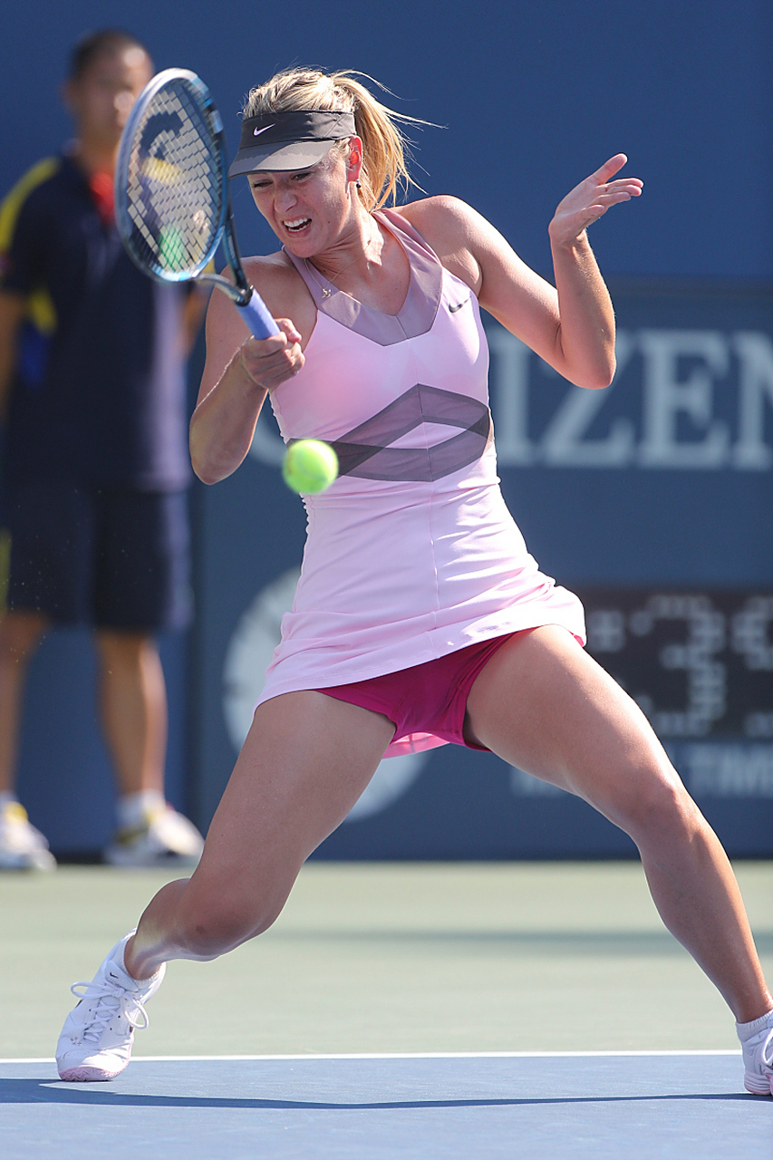 九游体育-莎拉波娃在巴塞罗那比赛中惊险取胜，精彩发挥引发热议！的简单介绍