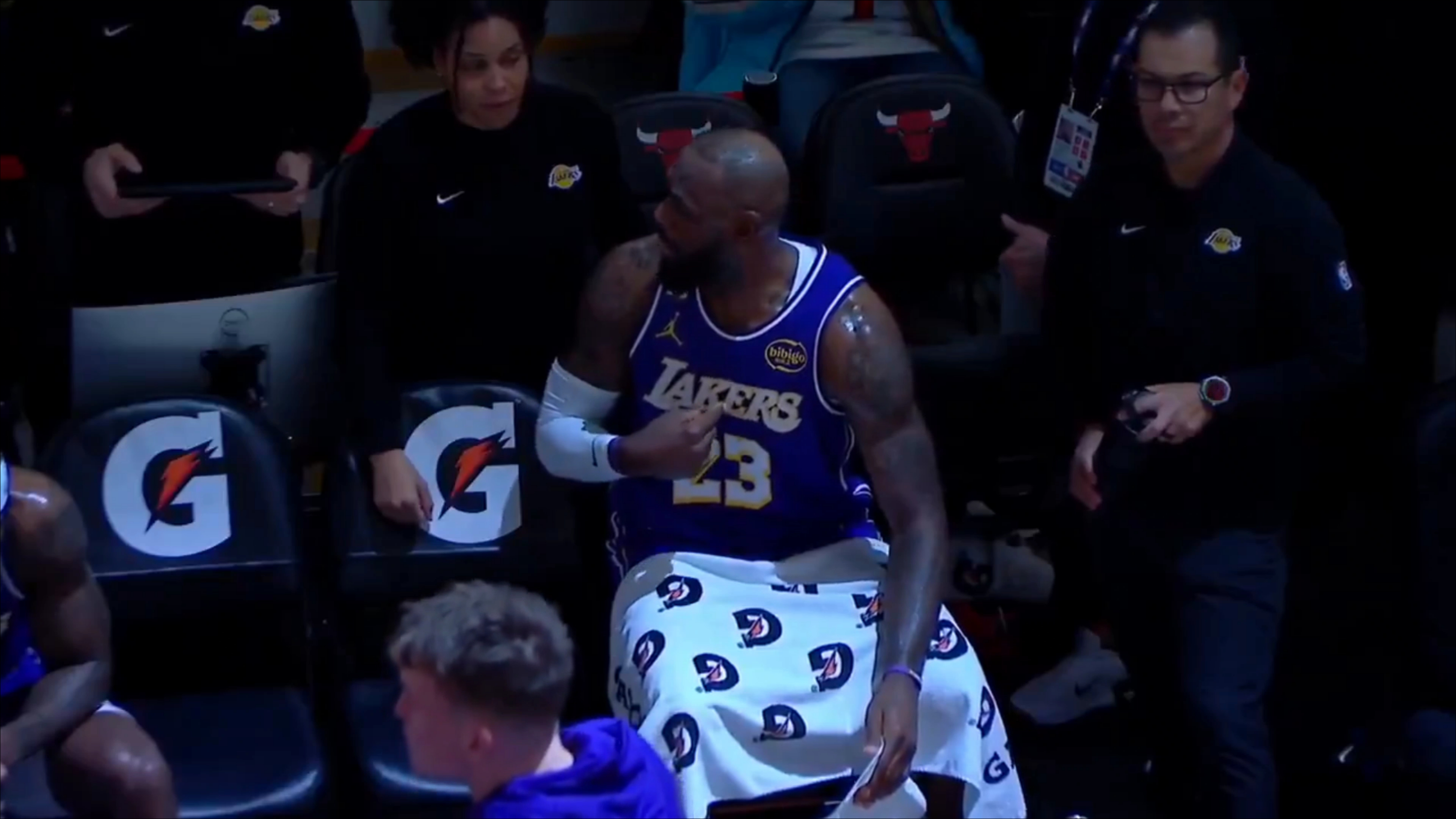 九游-东契奇关键节点关键助攻，湖人带队取胜！的简单介绍